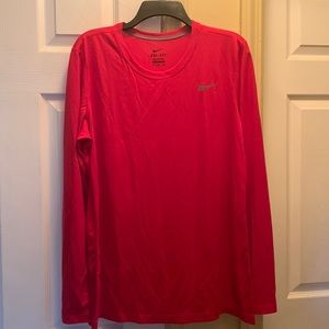 NWT Nike Dri Fit long sleeved shirt